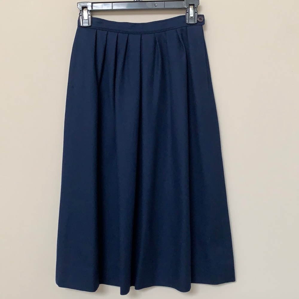 Pendleton vintage 100% wool navy blue skirt side button fully lined size 6
